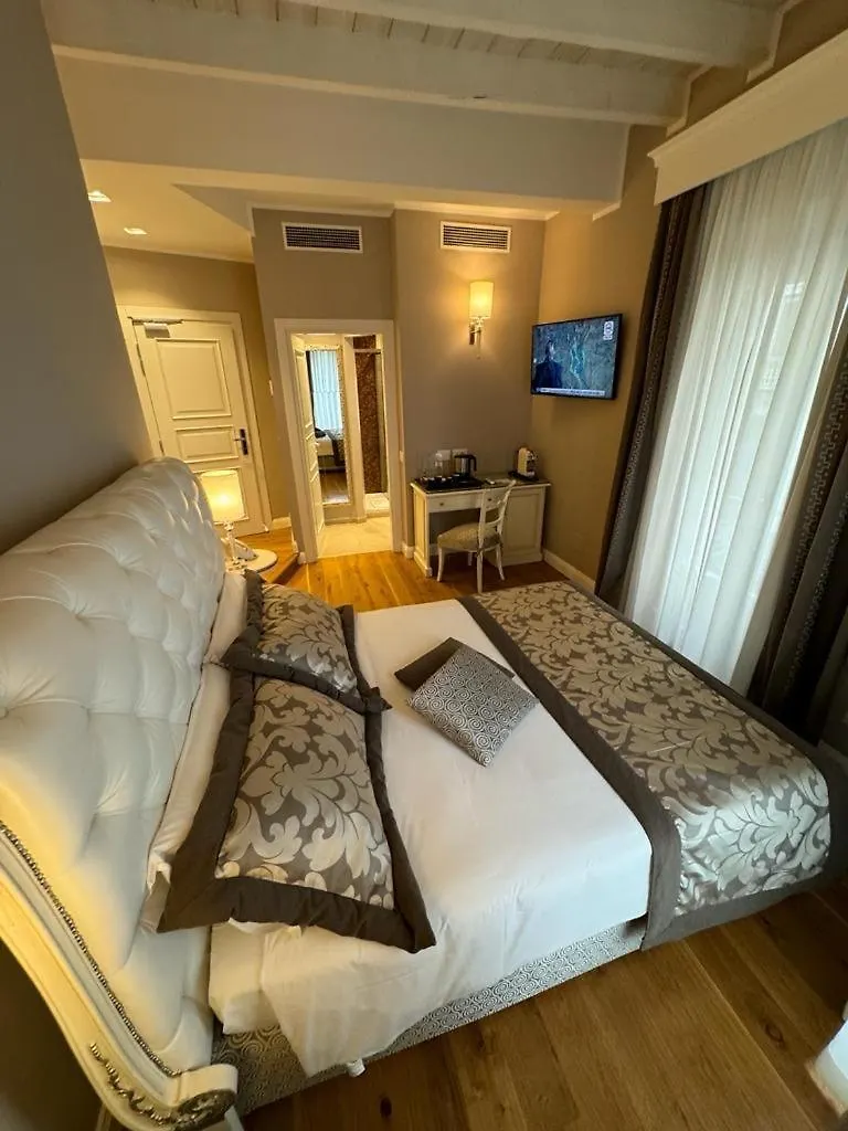 ** Guest house Domus Camillus Hotel Milan Italy